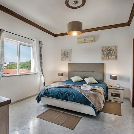 Spacious 5br Family & Group With Private Pool & Games