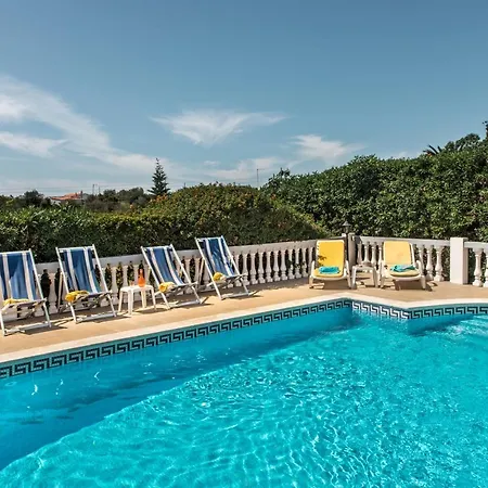 Spacious 5br Family & Group With Private Pool & Games 빌라 Armação de Pêra