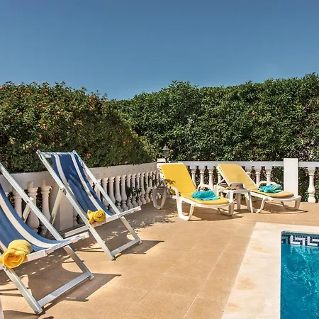 Spacious 5br Family & Group With Private Pool & Games 빌라 Armação de Pêra