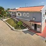 Cadre - 5br W Private Pool & Snooker Table