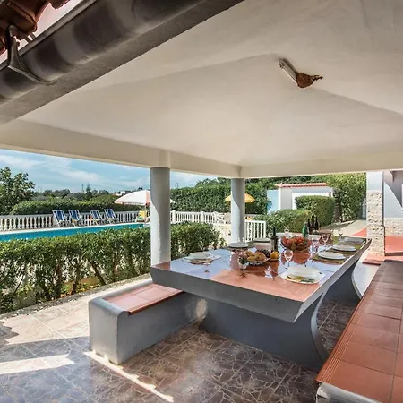 Cadre Villa