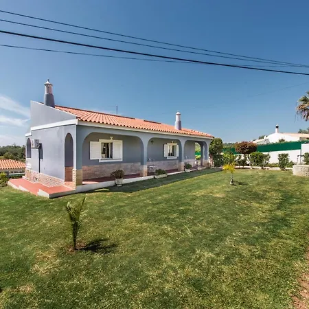 Spacious 5br Family & Group With Private Pool & Games