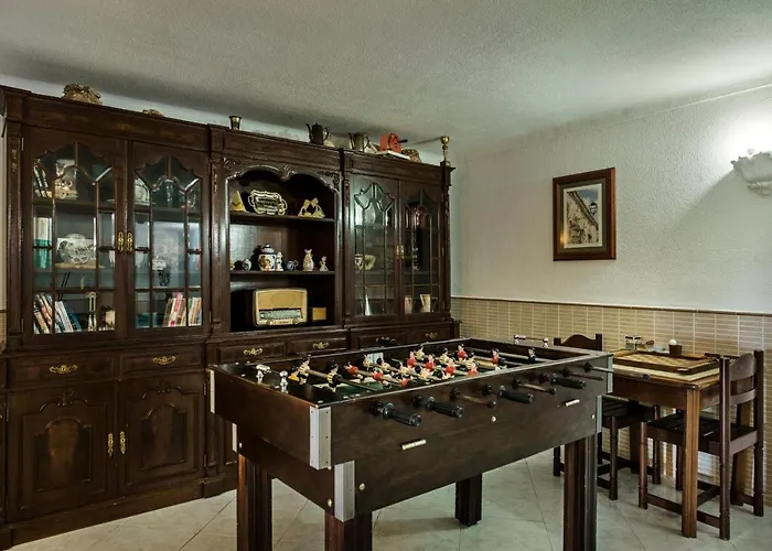 Cadre - 5br W Private Pool & Snooker Table 别墅 *